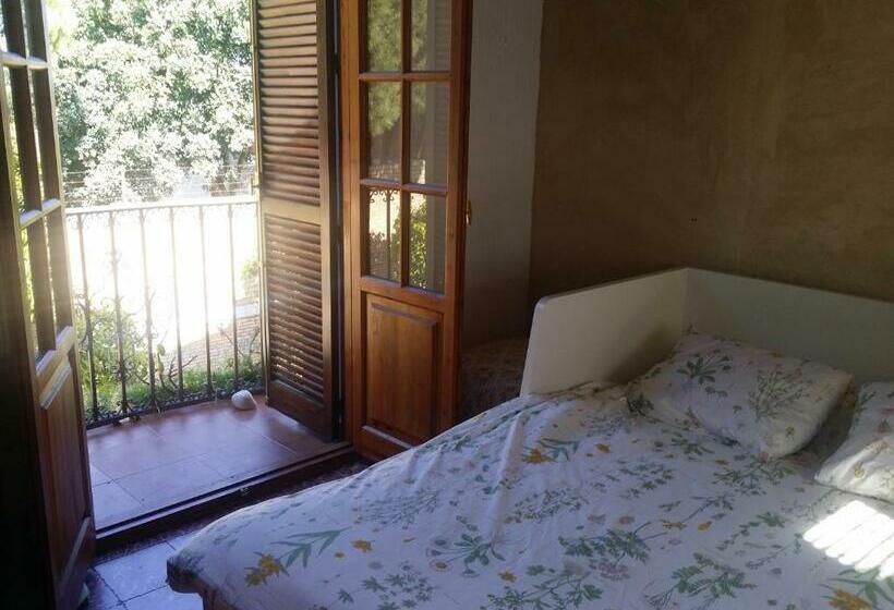 פנסיון Villa Marina