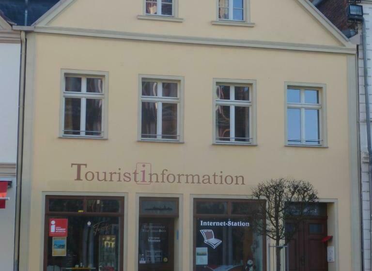 Pension & Ferienwohnung Zum Schmuckgiebel