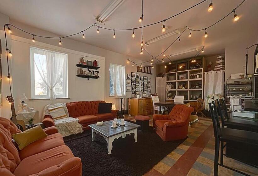 Общежитие Maison Zacharie