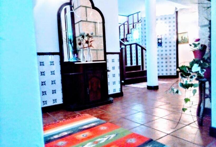 مبيت وإفطار Casa Vale Do Rio Ovil