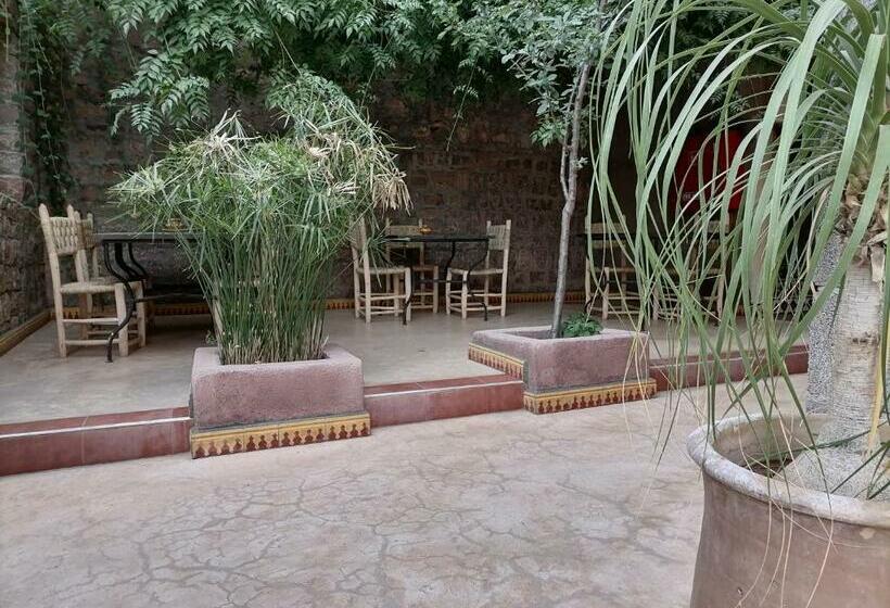 تختخواب و صبحانه Chambre D Hôtes Aya