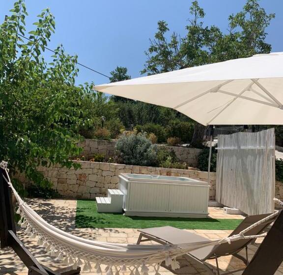 مبيت وإفطار I Trulli Del Tupparello