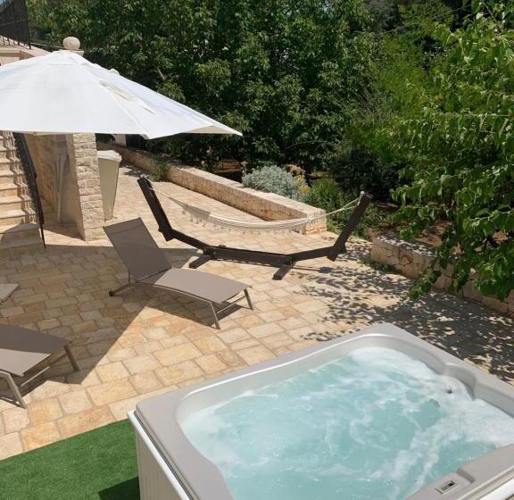 مبيت وإفطار I Trulli Del Tupparello