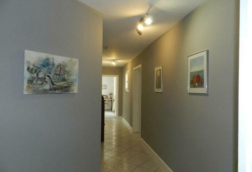 مبيت وإفطار La Sembelie