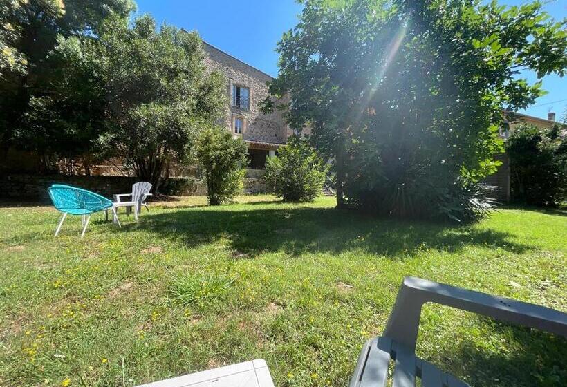 مبيت وإفطار Maison D Hotes Le Val D Aleth