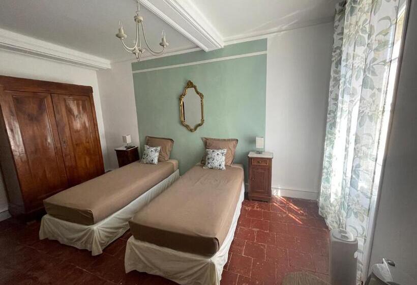 مبيت وإفطار Maison D Hotes Le Val D Aleth