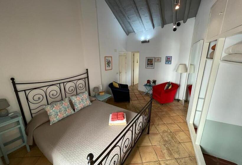 ベッドアンドブレックファースト Salvatierra Guest House