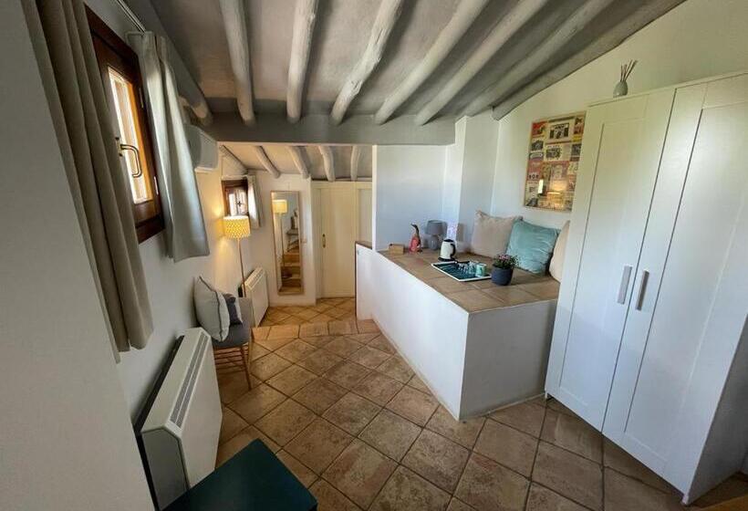 ベッドアンドブレックファースト Salvatierra Guest House