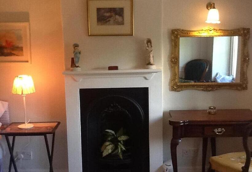 Bed and Breakfast Swan Cottage