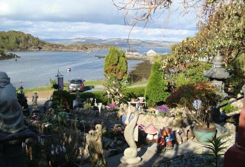 تختخواب و صبحانه The Moorings