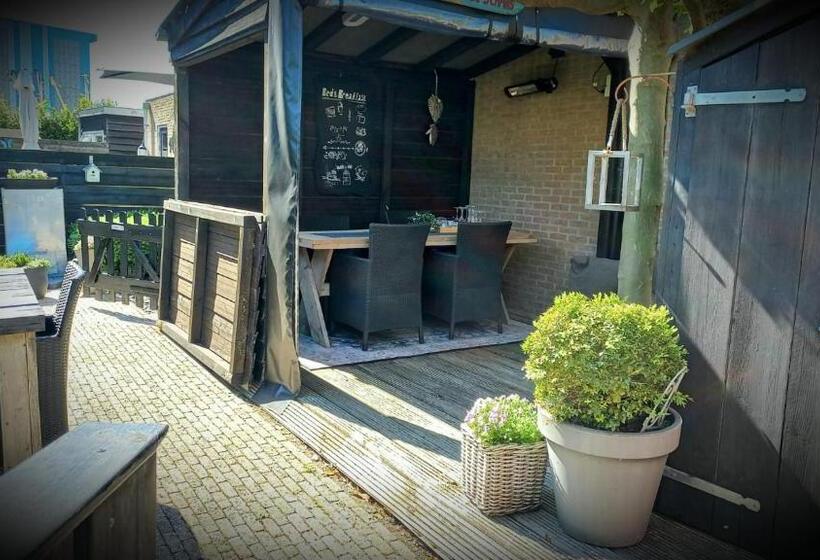 Bed & Breakfast De Schans