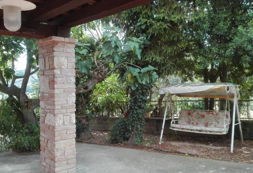 هتل Agriturismo Cerquaglia