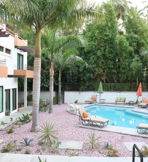 فندق Casa Bugambilias