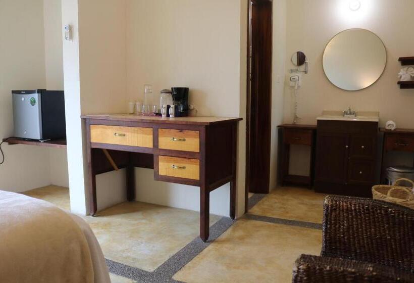 فندق Casa Bugambilias