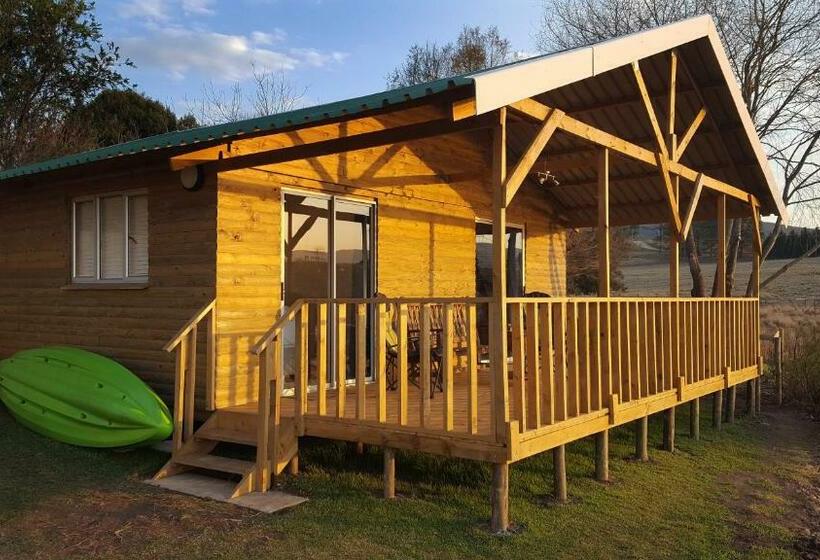 בית מלון כפרי Copperleigh Trout Cottages