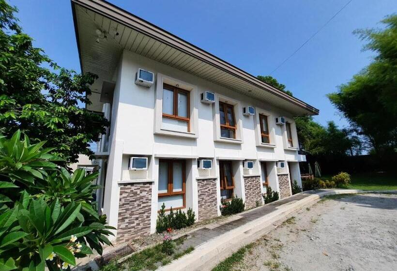 فندق Estancia De Lorenzo Tarlac