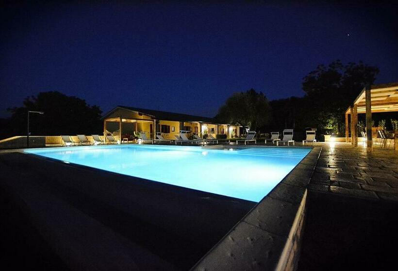 בית מלון כפרי Agriturismo La Noce