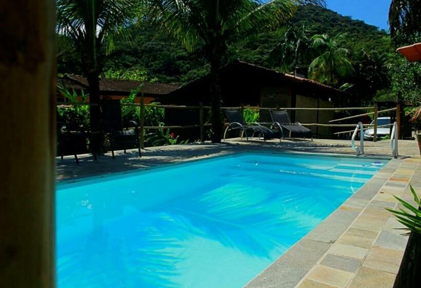 ペンション Aldeia De Camburi