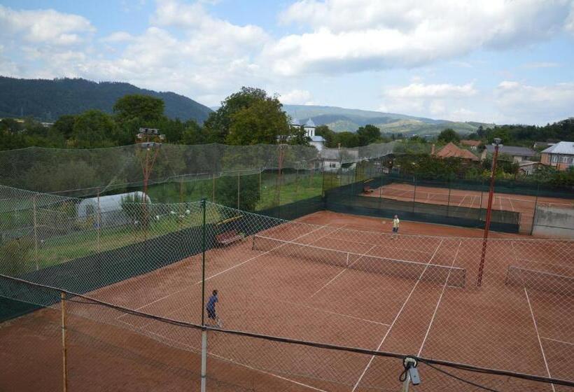 Пансион Baza Sportiva Adelina