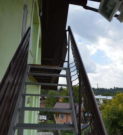 Пансион Baza Sportiva Adelina