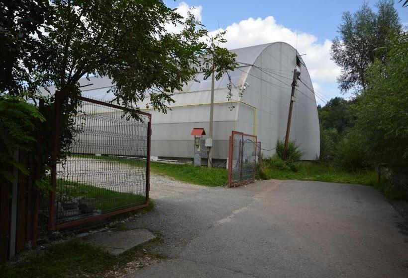 Пансион Baza Sportiva Adelina