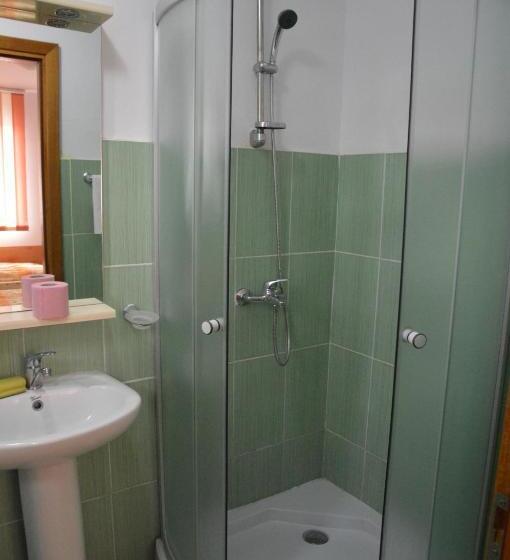 Пансион Baza Sportiva Adelina