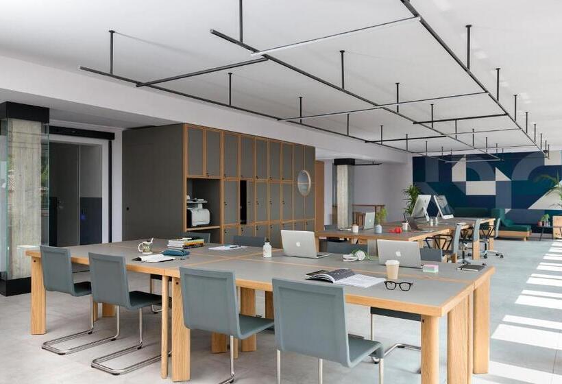 膳宿费 Bnbiz   Coworking