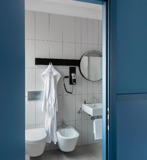 膳宿费 Bnbiz   Coworking