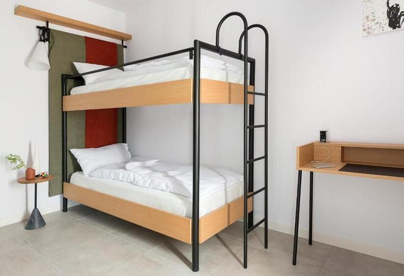 膳宿费 Bnbiz   Coworking