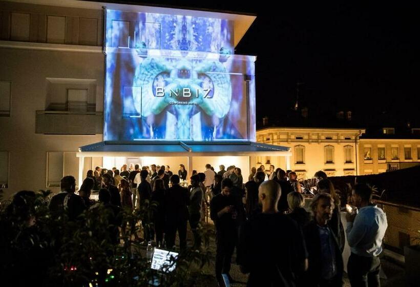 膳宿费 Bnbiz   Coworking