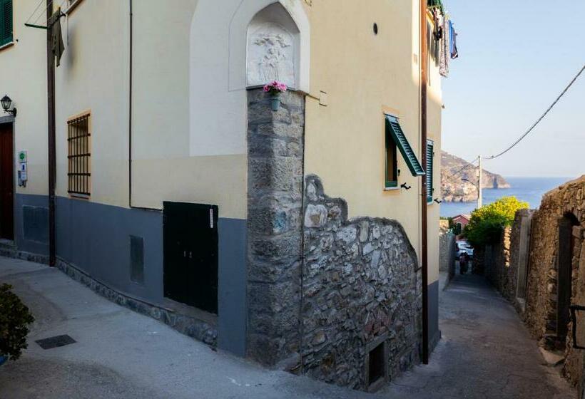 بنسيون Madüneta 5 Terre