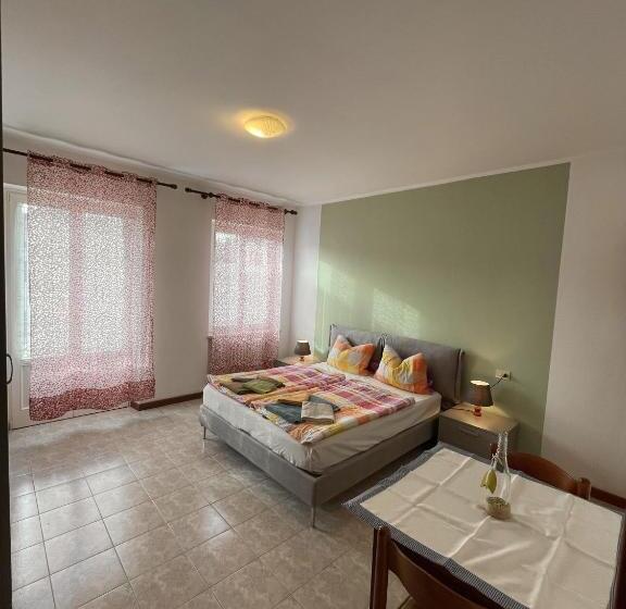 펜션 Ferienwohnungen Sponchie