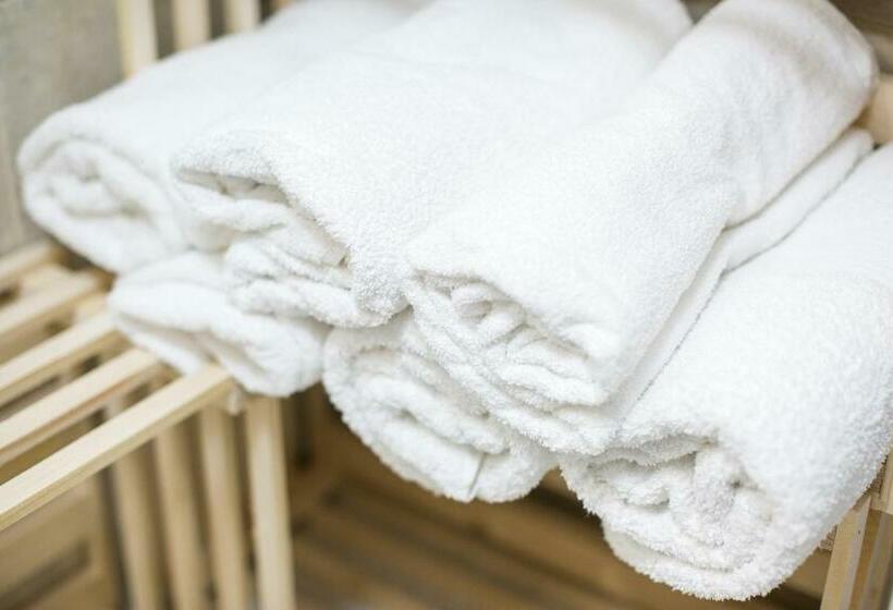 פנסיון L Orchidea