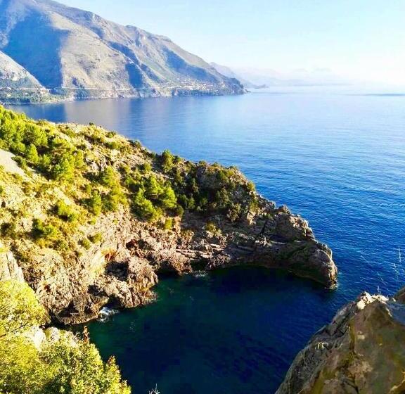 پانسیون La Racia