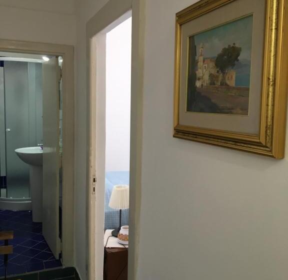 پانسیون La Racia