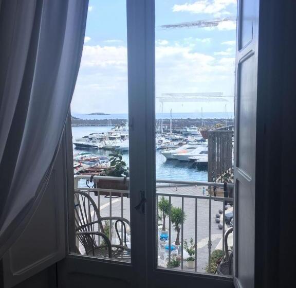 پانسیون La Racia