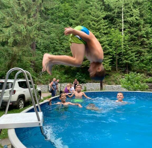 פנסיון Penzión Astoria