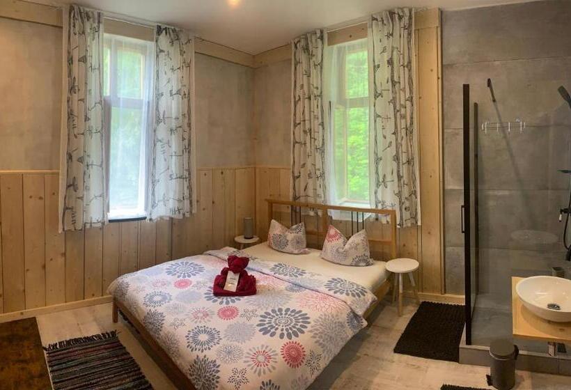 פנסיון Penzión Astoria