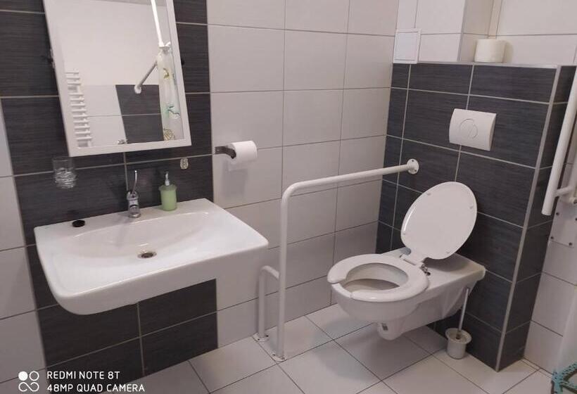 پانسیون Penzion Valmez