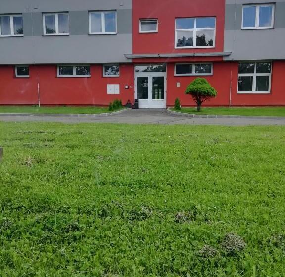 膳宿费 Penzion Valmez