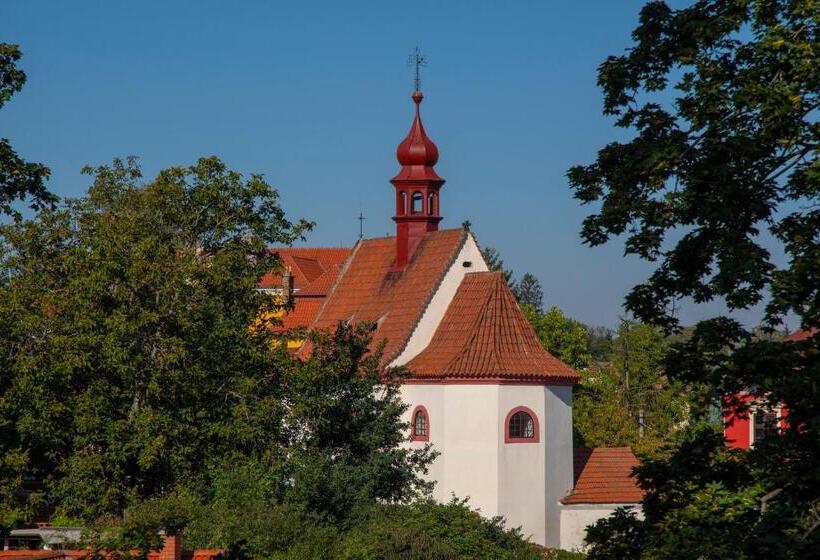 פנסיון Villa Letná