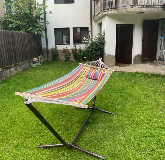 פנסיון Yovkovata Kyshta