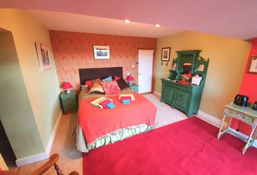 Seven Acre Corner B&b