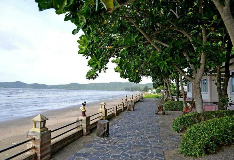 The Iris Resort