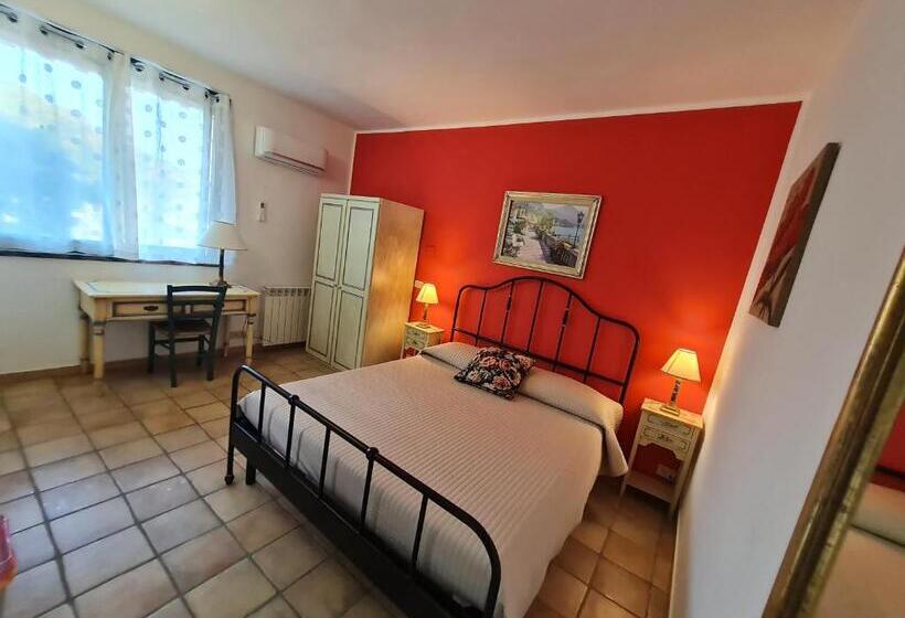 Bed and Breakfast Alcantara Natura Country House