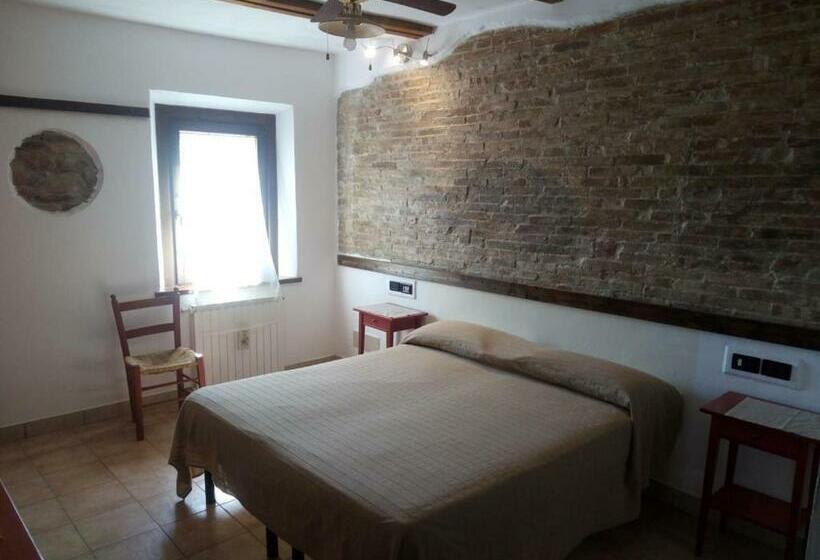 مبيت وإفطار Ca Silvia