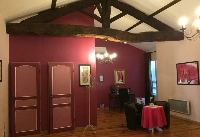 مبيت وإفطار Chambres Et Roulotte De La Gentilhommière