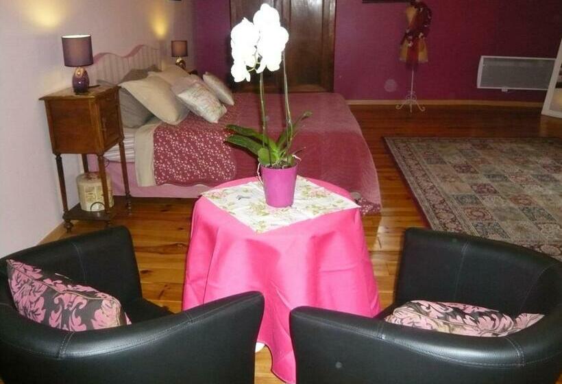 مبيت وإفطار Chambres Et Roulotte De La Gentilhommière