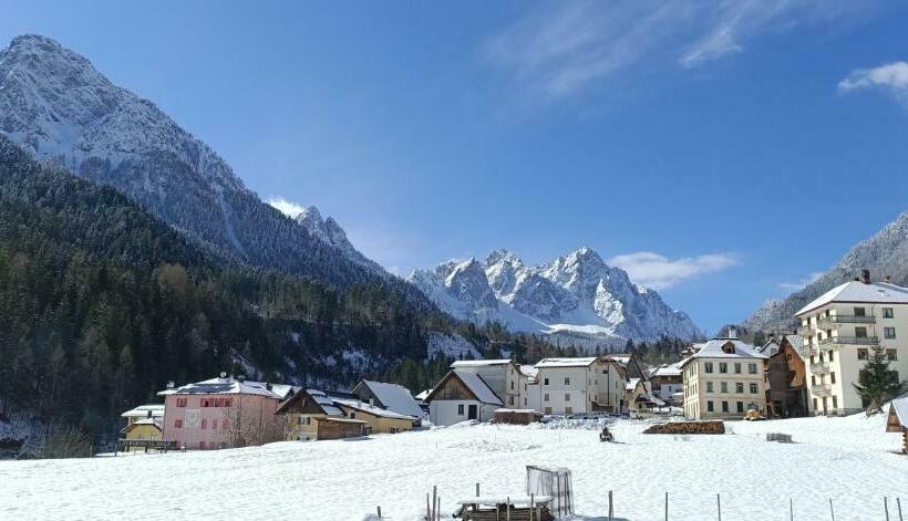 住宿加早餐  Durmi E Insumiasci