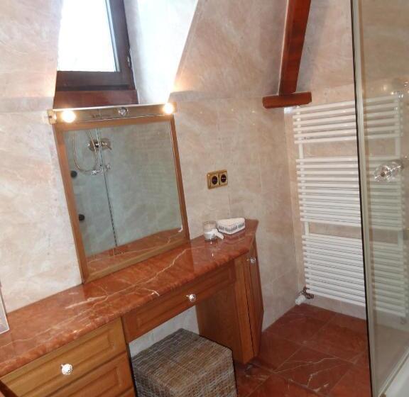 Bed and Breakfast Le Chateau Des Eglantines